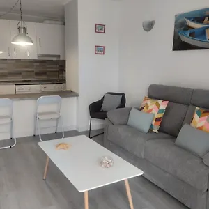 https://apartamento-primera-linea-playa-vista-espectacular.adeje-hotels.com
